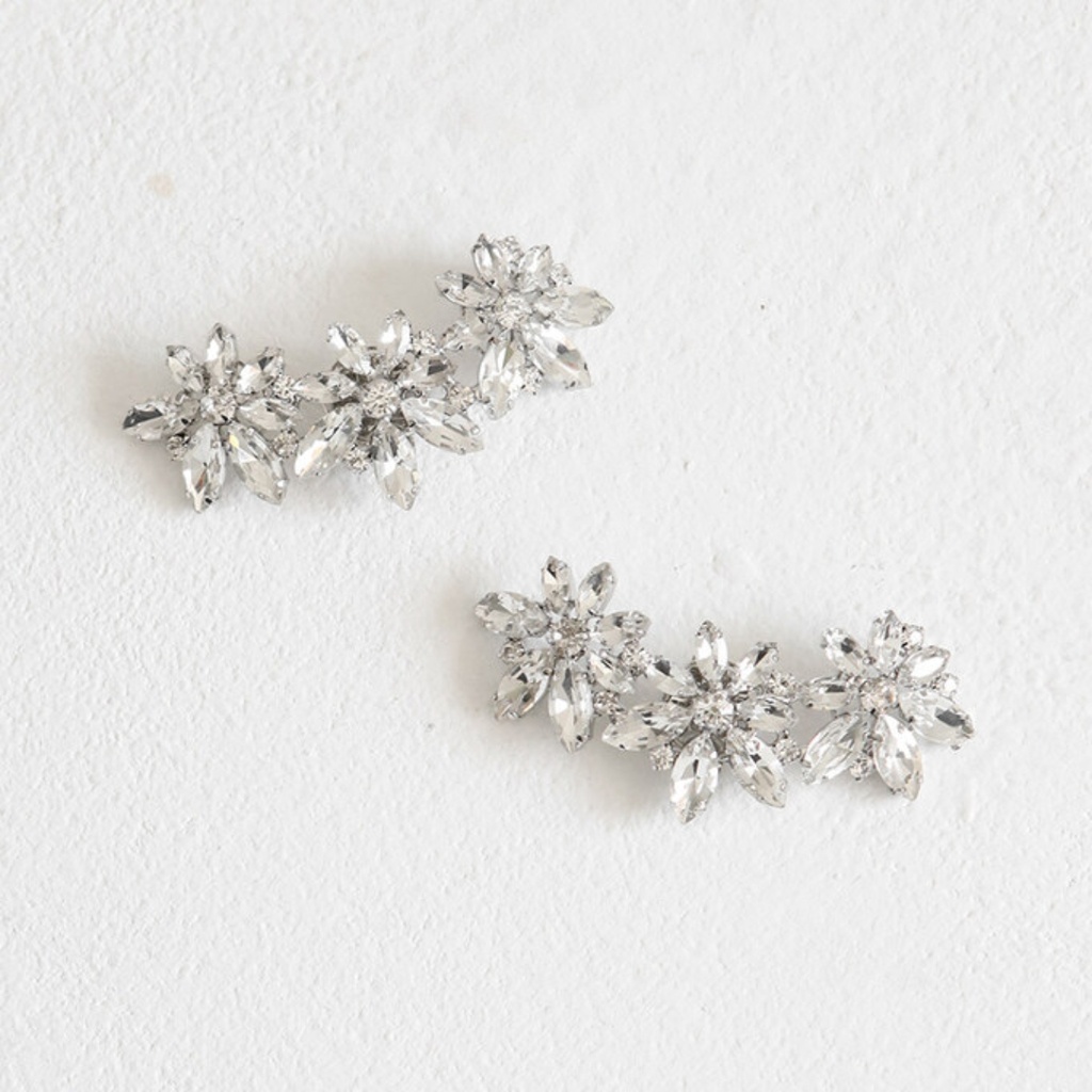 [285429] Flower Cubic Shoes Brooch